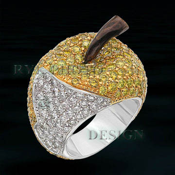 apple ring with yellow diamonds
