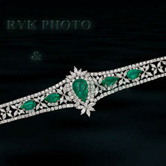 emerald and diamond bracelet